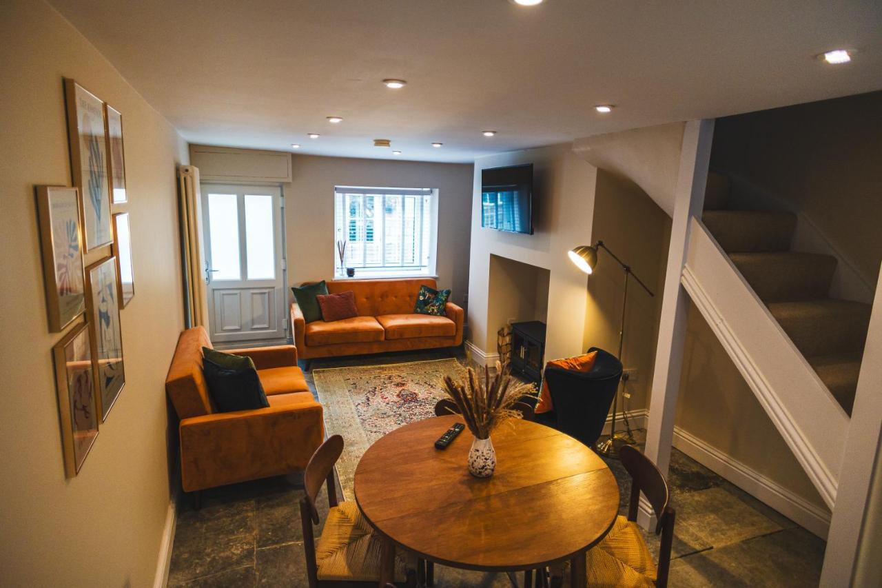 Cathys Cottage, Sun Trap Patio, Modern 3 Bed, Central, Parking Crewkerne Dış mekan fotoğraf
